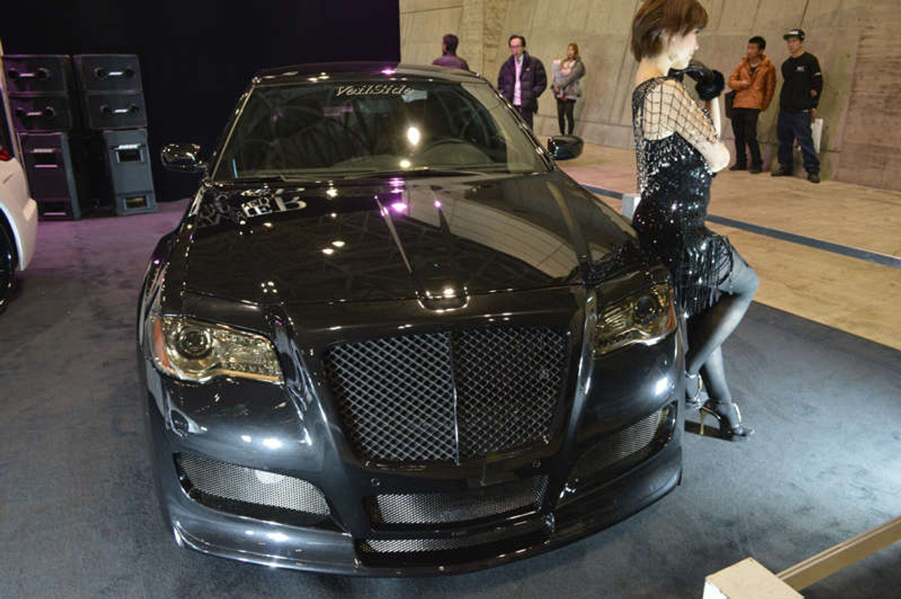 VeilSide 2011-2021 Chrysler 300C Complete Kit (FRP) Front Bumper, Front Fenders, Side Skirts, Rear Door Panels, Rear Bumper, Rear Quarter Panel, Rear Spoiler - 9 Pieces